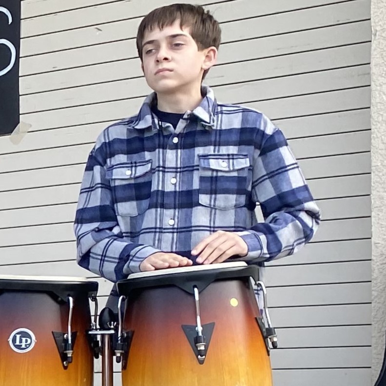 Kyle (Guitar & Percussion)
